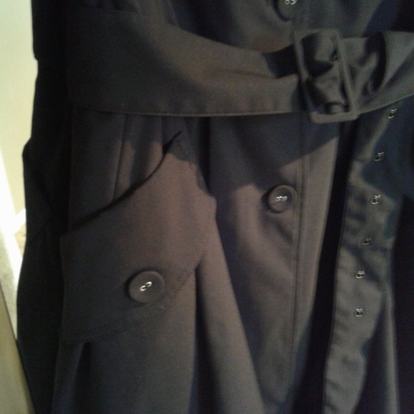 Tranche coat Designer Samuel Dong size M ,qualety material not worn new. - Picture 6 of 11